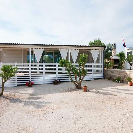 Camp San Antonio Hotell Biograd Na Moru Eksteriør bilde